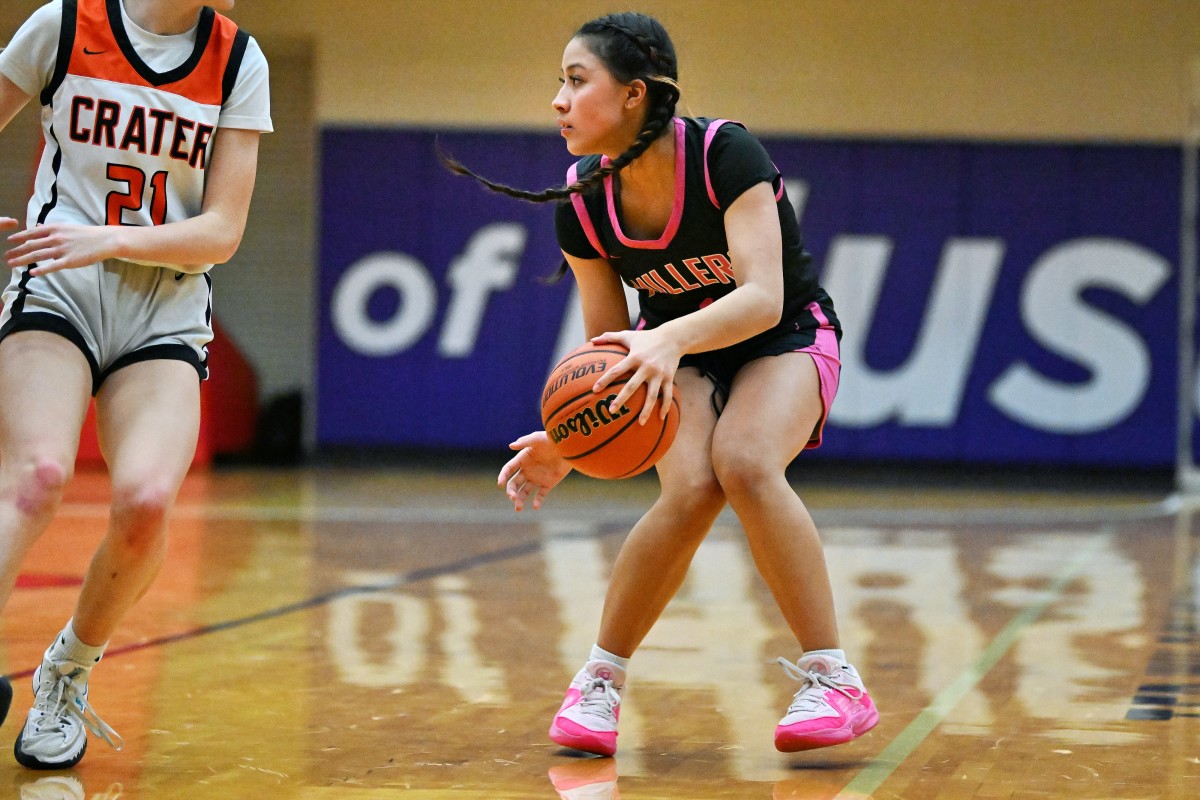 a Crater Springfield 5A Oregon girls basketball quarterfinal 2024 Leon Neuschwander 37