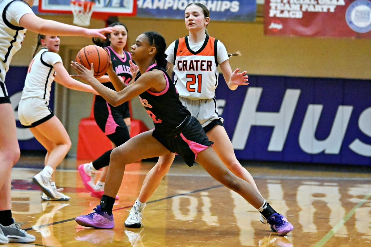 a Crater Springfield 5A Oregon girls basketball quarterfinal 2024 Leon Neuschwander 39