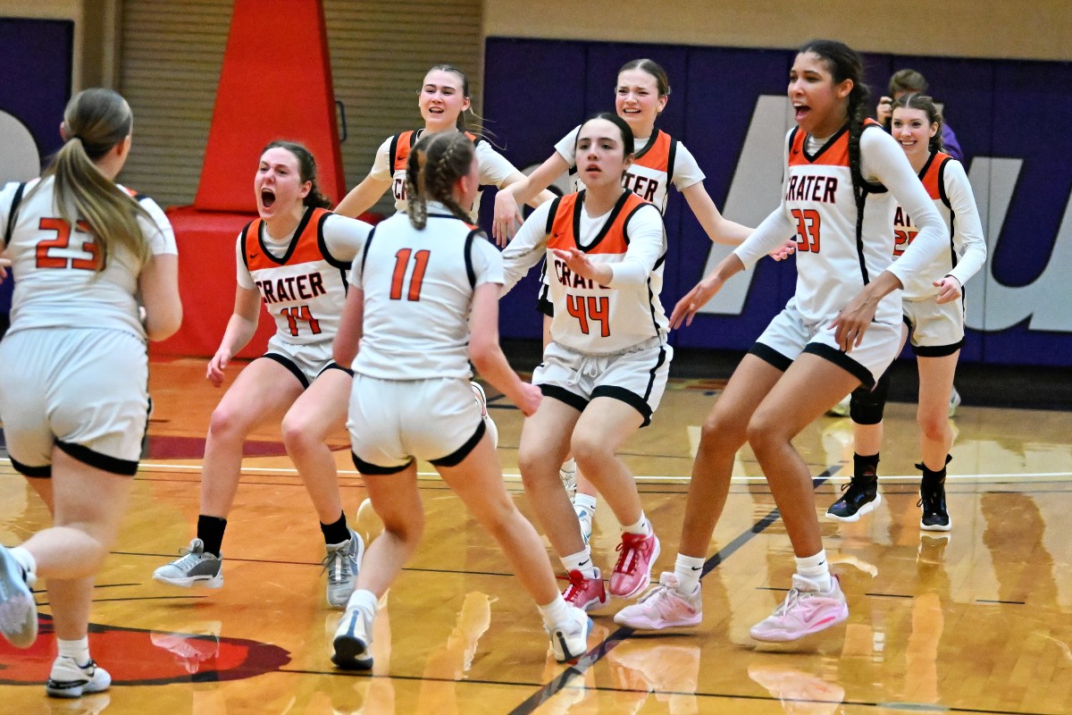 a Crater Springfield 5A Oregon girls basketball quarterfinal 2024 Leon Neuschwander 48