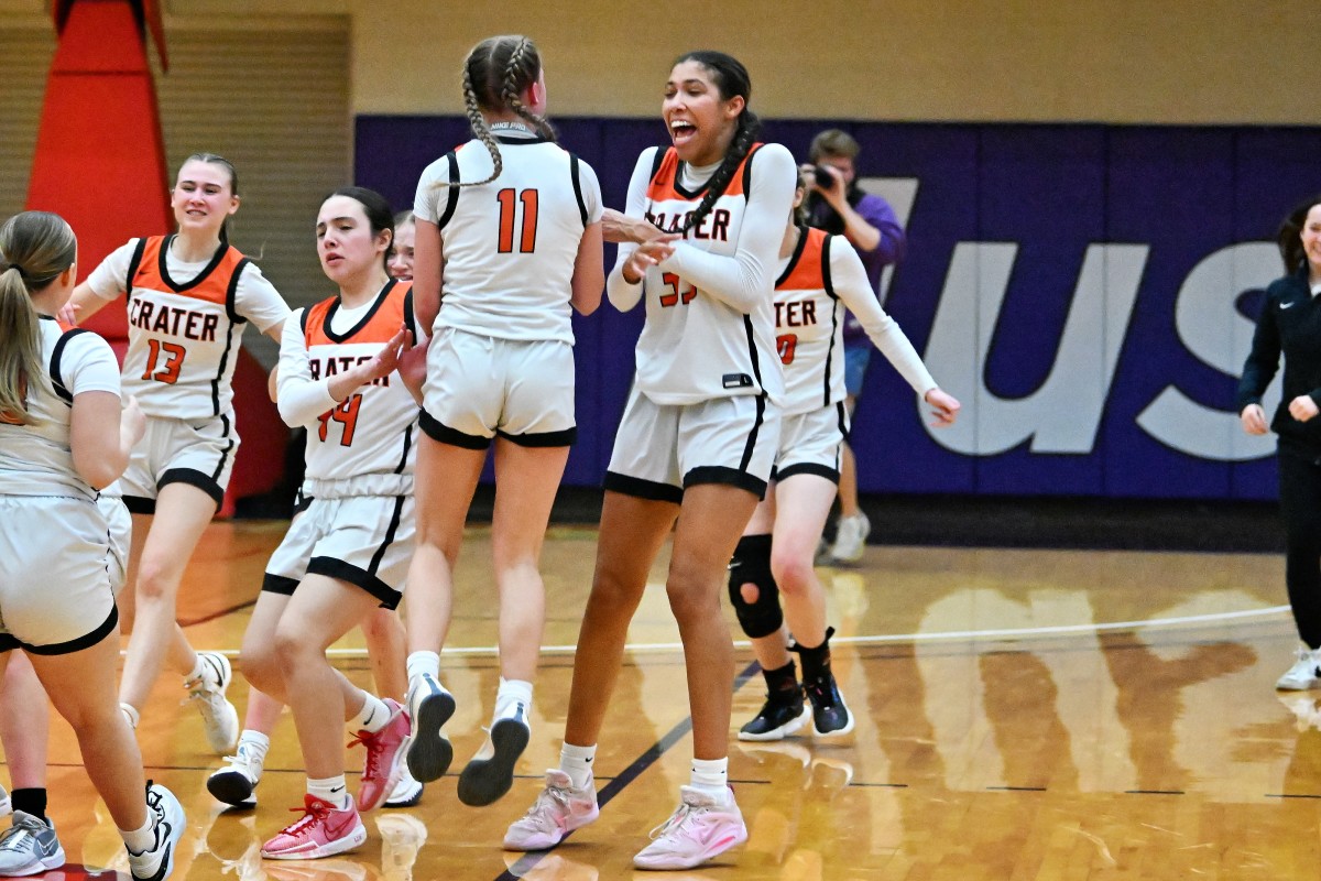 a Crater Springfield 5A Oregon girls basketball quarterfinal 2024 Leon Neuschwander 50