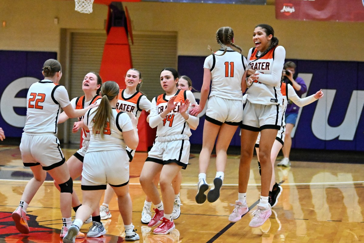 a Crater Springfield 5A Oregon girls basketball quarterfinal 2024 Leon Neuschwander 51