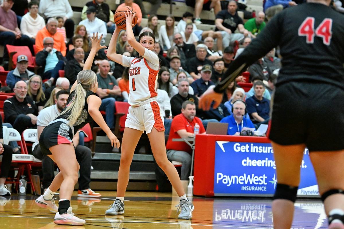 a Silverton Mountain View 5A Oregon girls basketball quarterfinal 2024 Leon Neuschwander 43