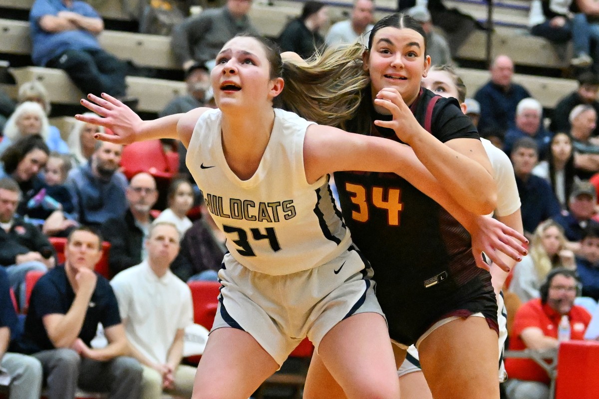 a Redmond Wilsonville 5A Oregon girls basketball quarterfinal 2024 Leon Neuschwander 22