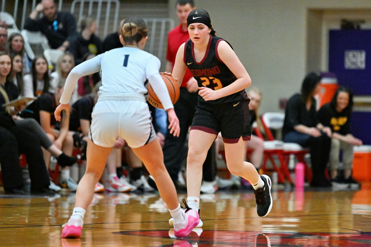 a Redmond Wilsonville 5A Oregon girls basketball quarterfinal 2024 Leon Neuschwander 23