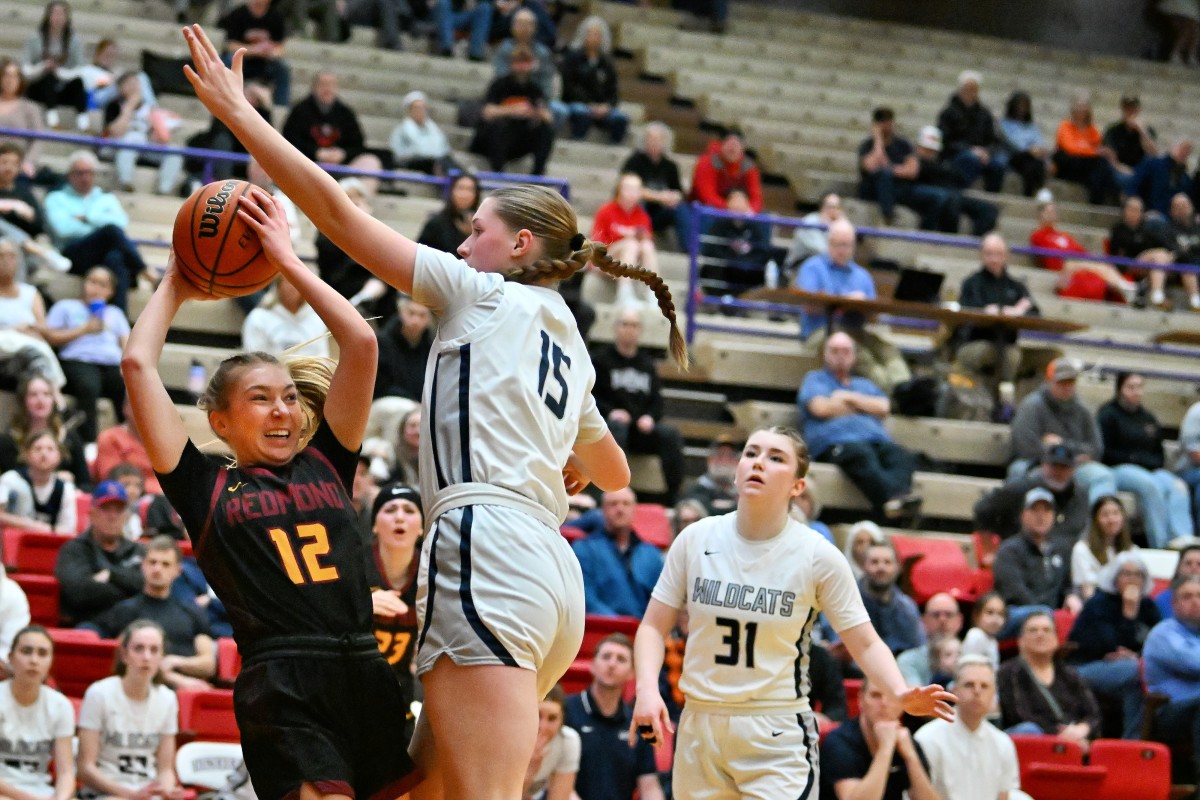 a Redmond Wilsonville 5A Oregon girls basketball quarterfinal 2024 Leon Neuschwander 27