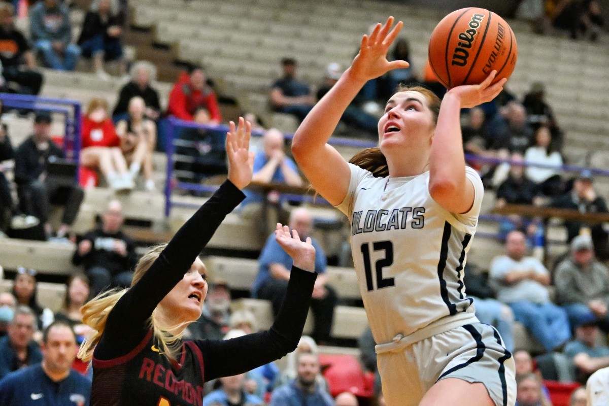 a Redmond Wilsonville 5A Oregon girls basketball quarterfinal 2024 Leon Neuschwander 40