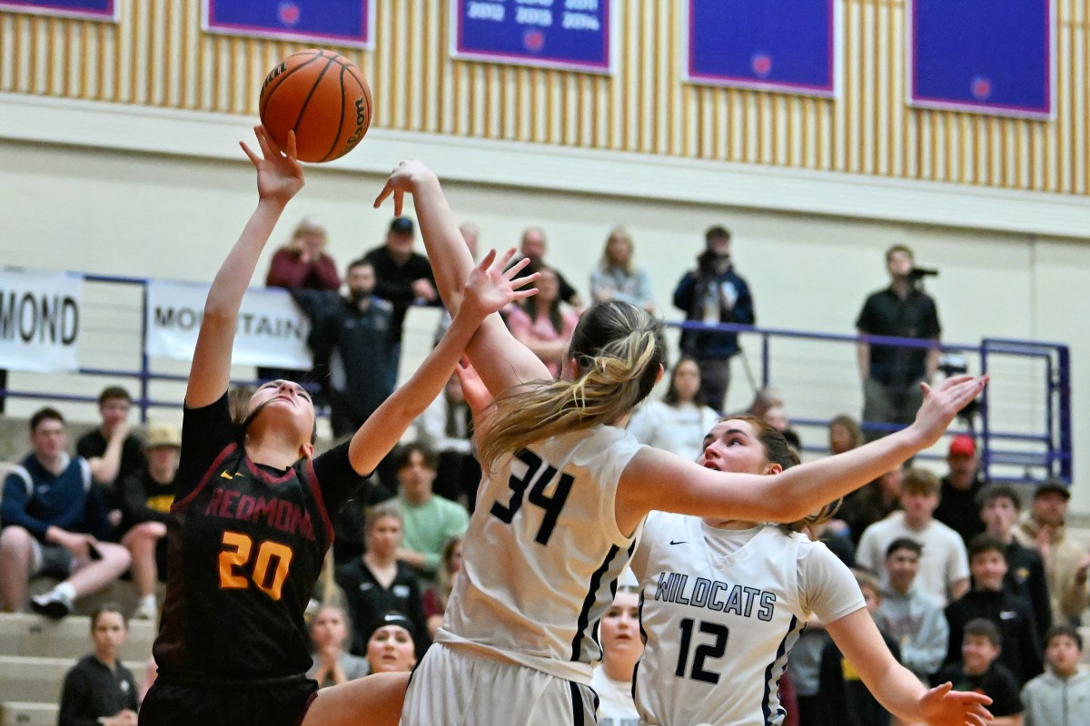 a Redmond Wilsonville 5A Oregon girls basketball quarterfinal 2024 Leon Neuschwander 51