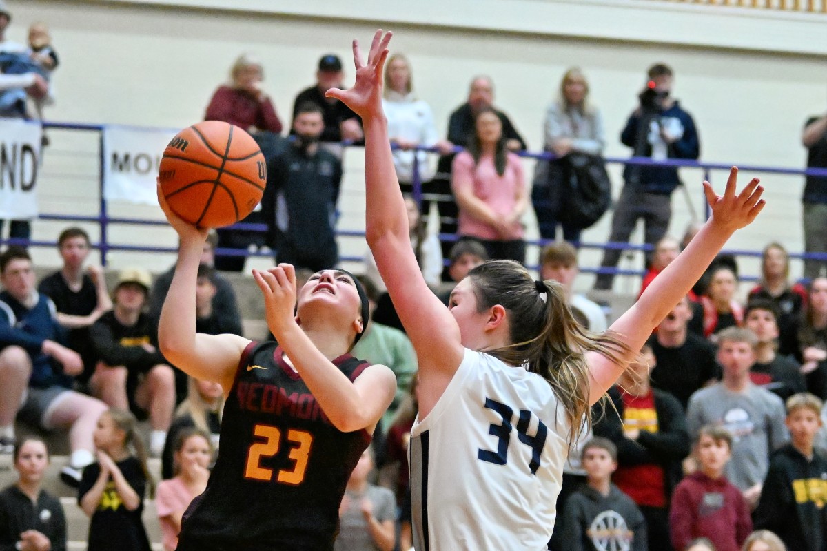 a Redmond Wilsonville 5A Oregon girls basketball quarterfinal 2024 Leon Neuschwander 54