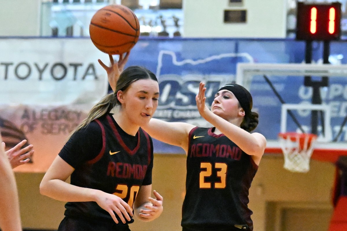 a Redmond Wilsonville 5A Oregon girls basketball quarterfinal 2024 Leon Neuschwander 53