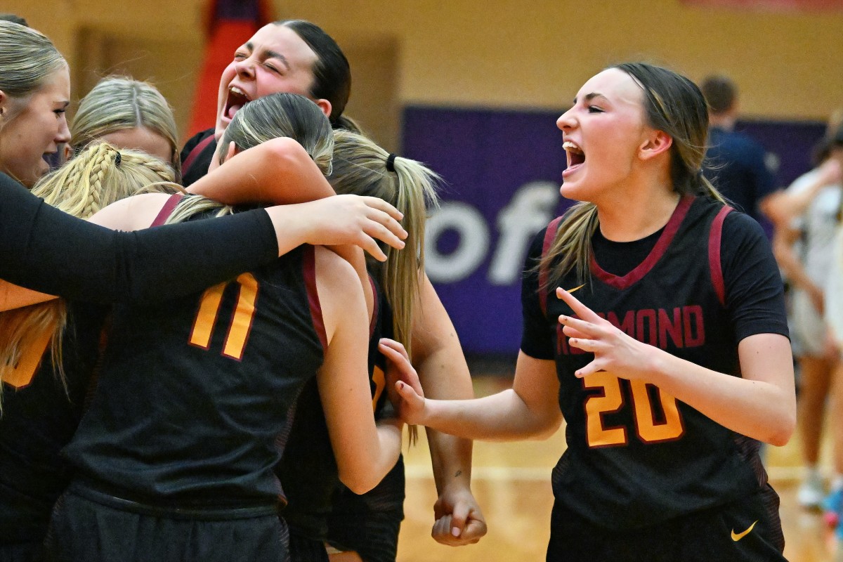 a Redmond Wilsonville 5A Oregon girls basketball quarterfinal 2024 Leon Neuschwander 65