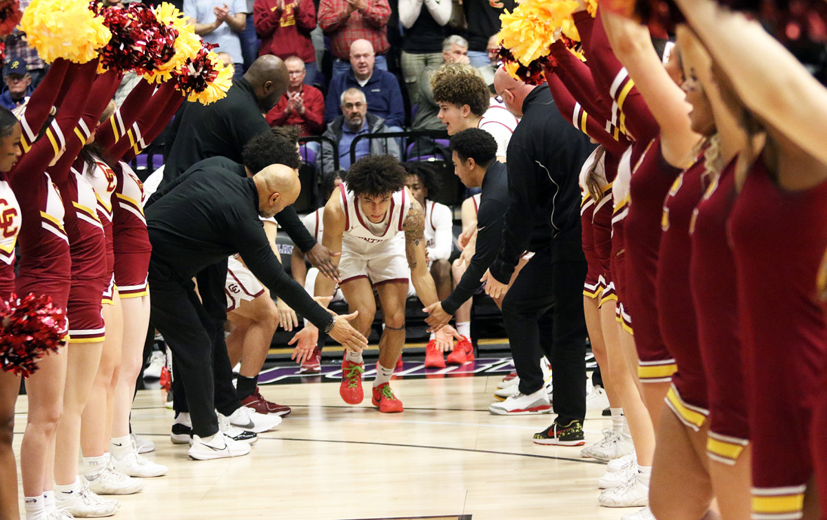 a Tualatin Central Catholic 6A Oregon boys basketball semifinal 2024 Dan Brood 10