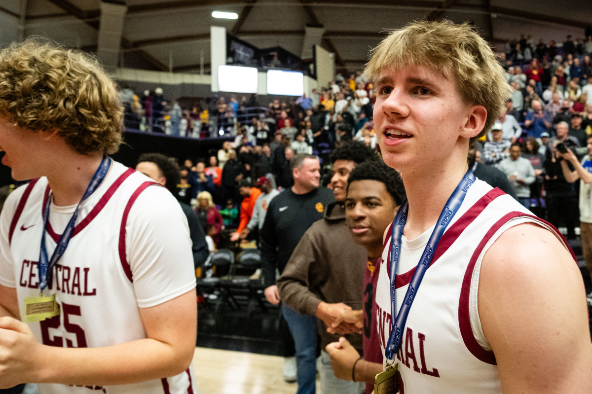 Central Catholic Roosevelt 6A Oregon boys basketball final 2024 Naji Saker-315