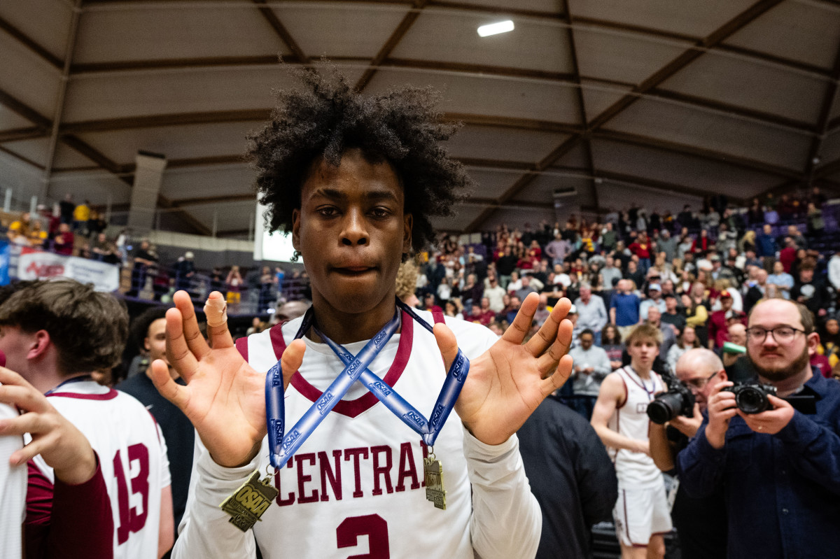 Central Catholic Roosevelt 6A Oregon boys basketball final 2024 Naji Saker-318