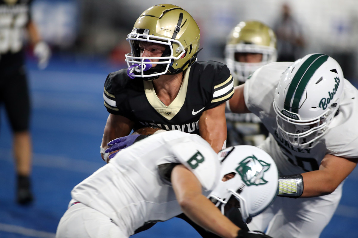 Photos: Gatlin Bair Was The Blur On 'The Blue' At Boise State ...