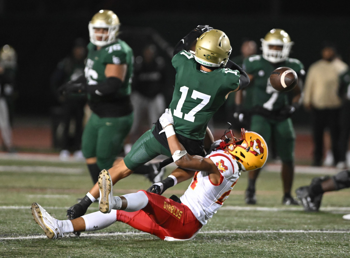 Mission Viejo vs Long Beach Poly September 1, 2023 Photo-Heston Quan30