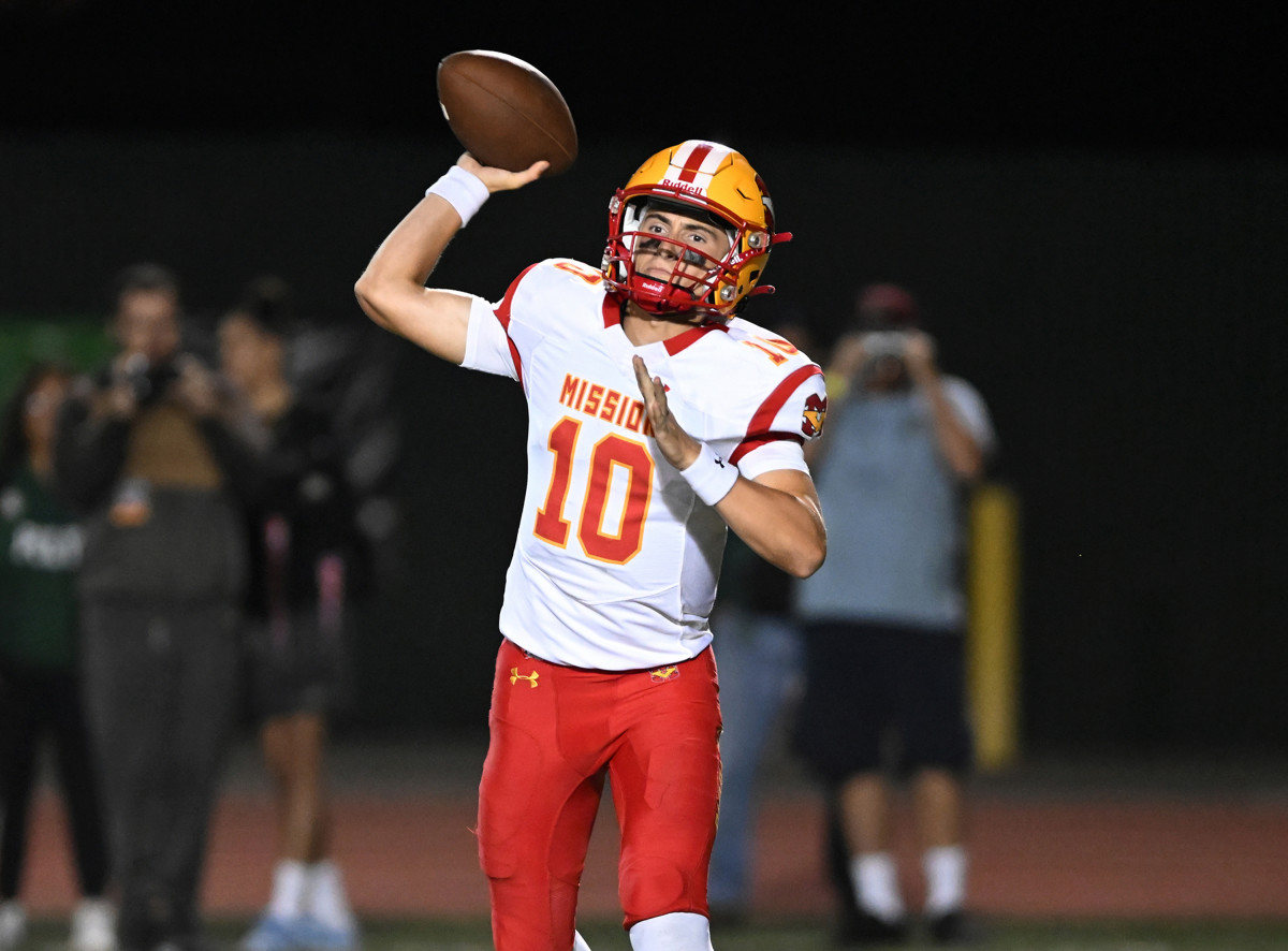 Mission Viejo vs Long Beach Poly September 1, 2023 Photo-Heston Quan31