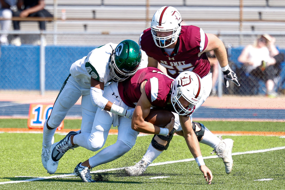 De Smet Glenbard West Missouri Illinois football Sept 2 2023 Nate Latsch-10