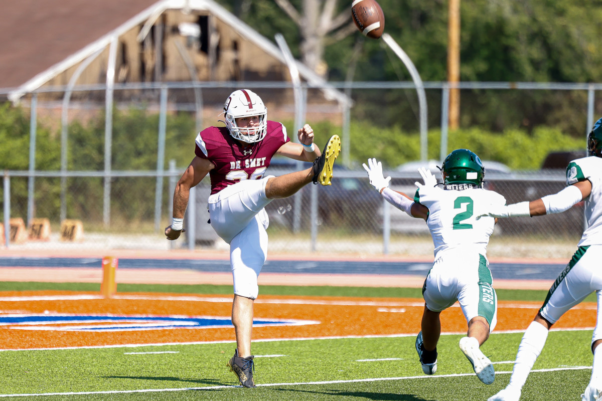 De Smet Glenbard West Missouri Illinois football Sept 2 2023 Nate Latsch-11