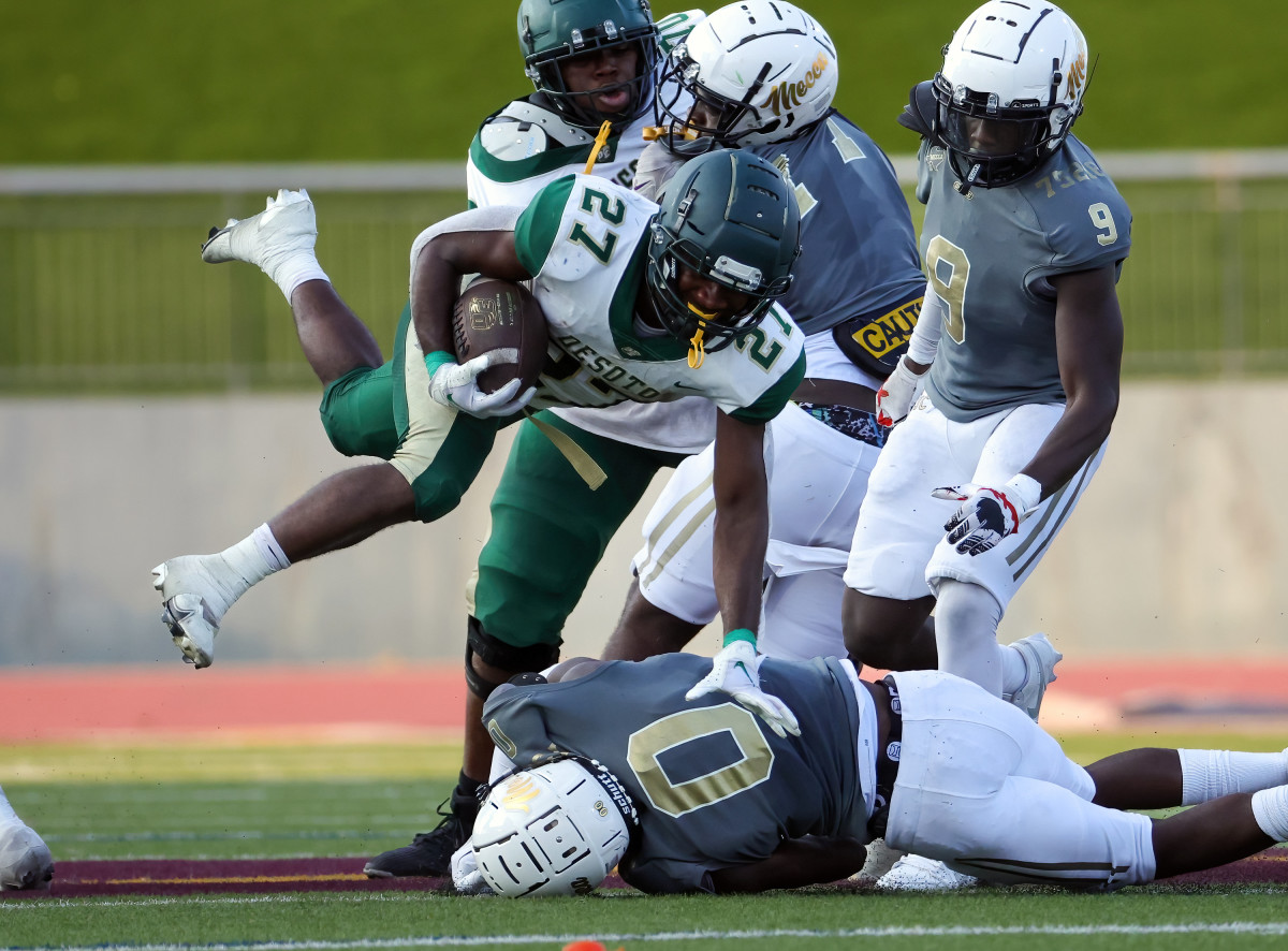 DeSoto vs South Oak Cliff September 9, 2023 Photo-Robbie Raketstraw06