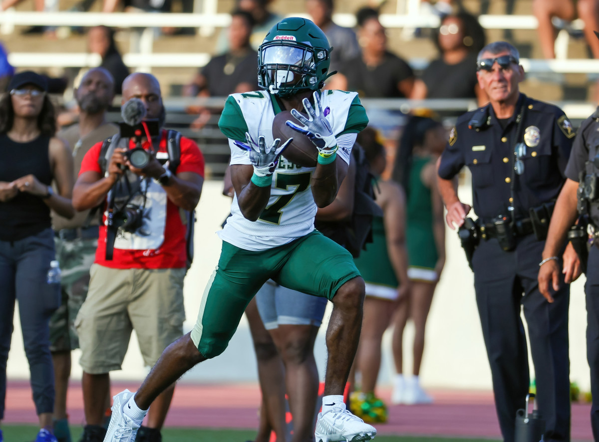 DeSoto vs South Oak Cliff September 9, 2023 Photo-Robbie Raketstraw07