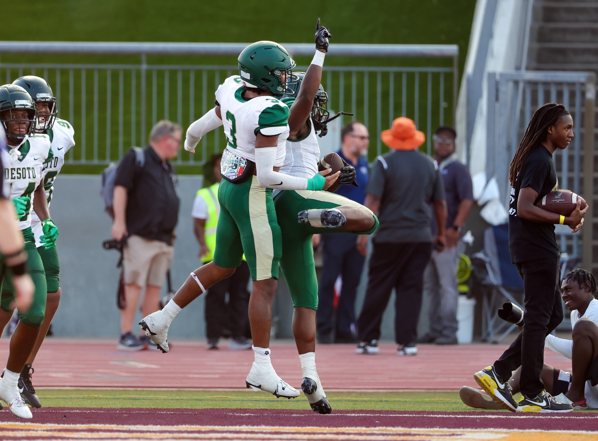 DeSoto vs South Oak Cliff September 9, 2023 Photo-Robbie Raketstraw08