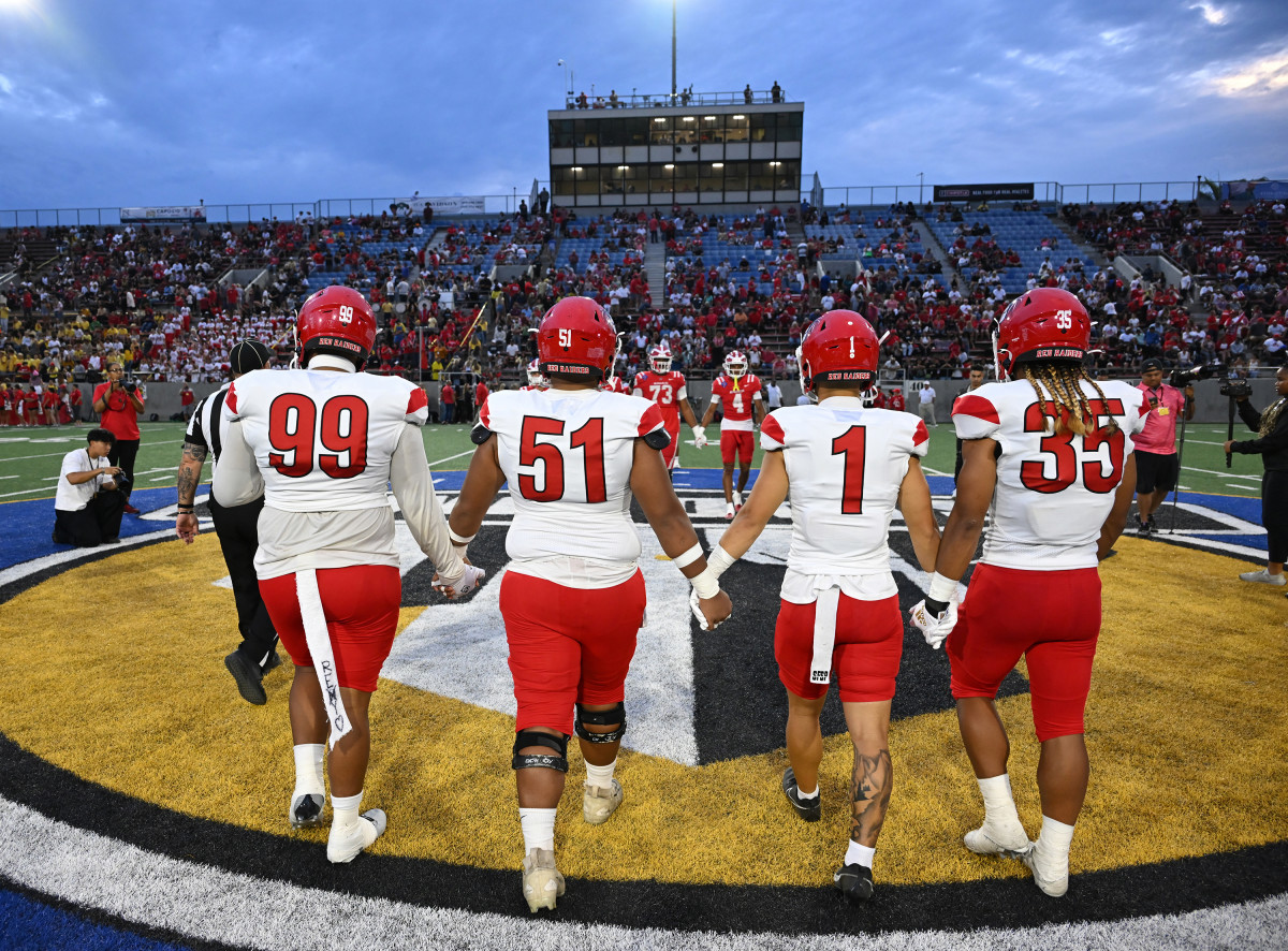 Kahuku vs Mater Dei September 9, 2023 Photo-Heston Quan34