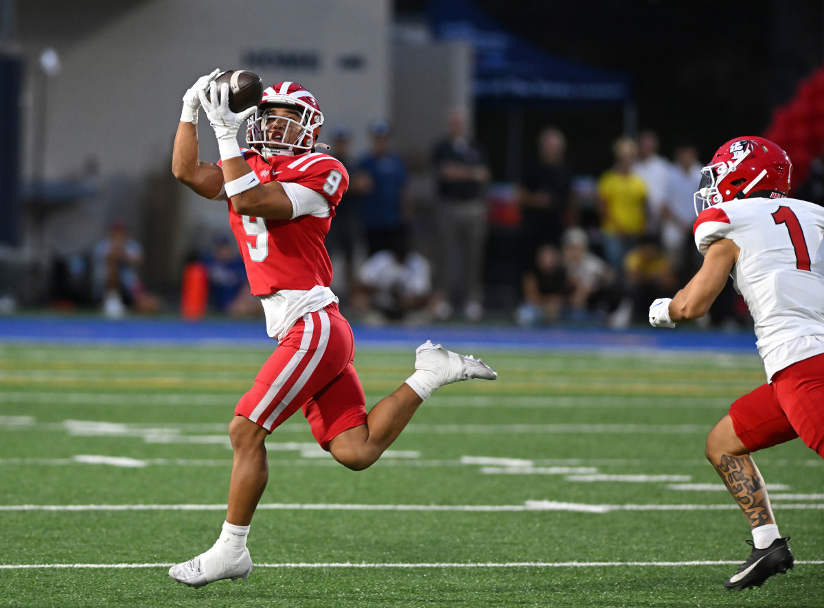 Kahuku vs Mater Dei September 9, 2023 Photo-Heston Quan36