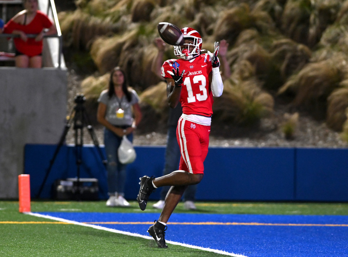 Kahuku vs Mater Dei September 9, 2023 Photo-Heston Quan47