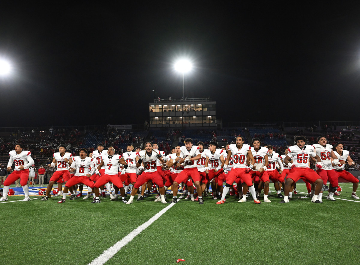 Kahuku vs Mater Dei September 9, 2023 Photo-Heston Quan66