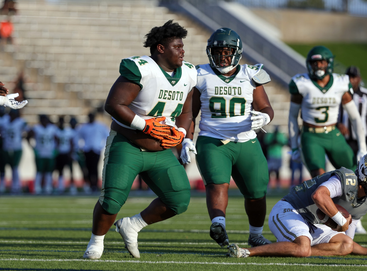 DeSoto vs South Oak Cliff September 9, 2023 Photo-Robbie Rakestraw93