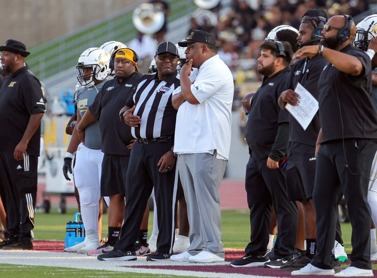 DeSoto vs South Oak Cliff September 9, 2023 Photo-Robbie Rakestraw98