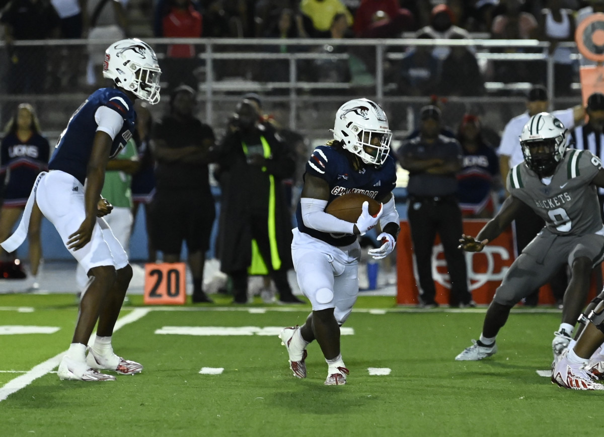 Chaminade-Madonna vs Miami Central Football - Robson Lopes - 08-26-20231003