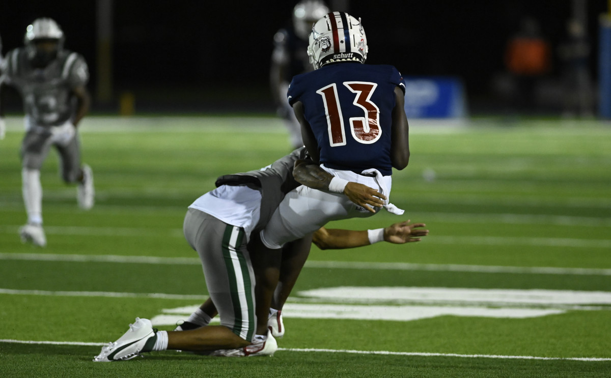 Chaminade-Madonna vs Miami Central Football - Robson Lopes - 08-26-20231012