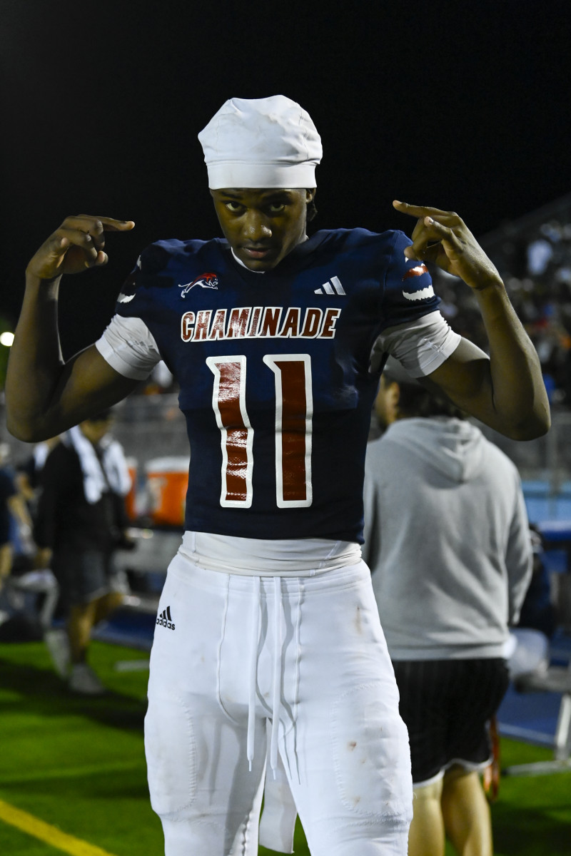 Chaminade-Madonna vs Miami Central Football - Robson Lopes - 08-26-20231036