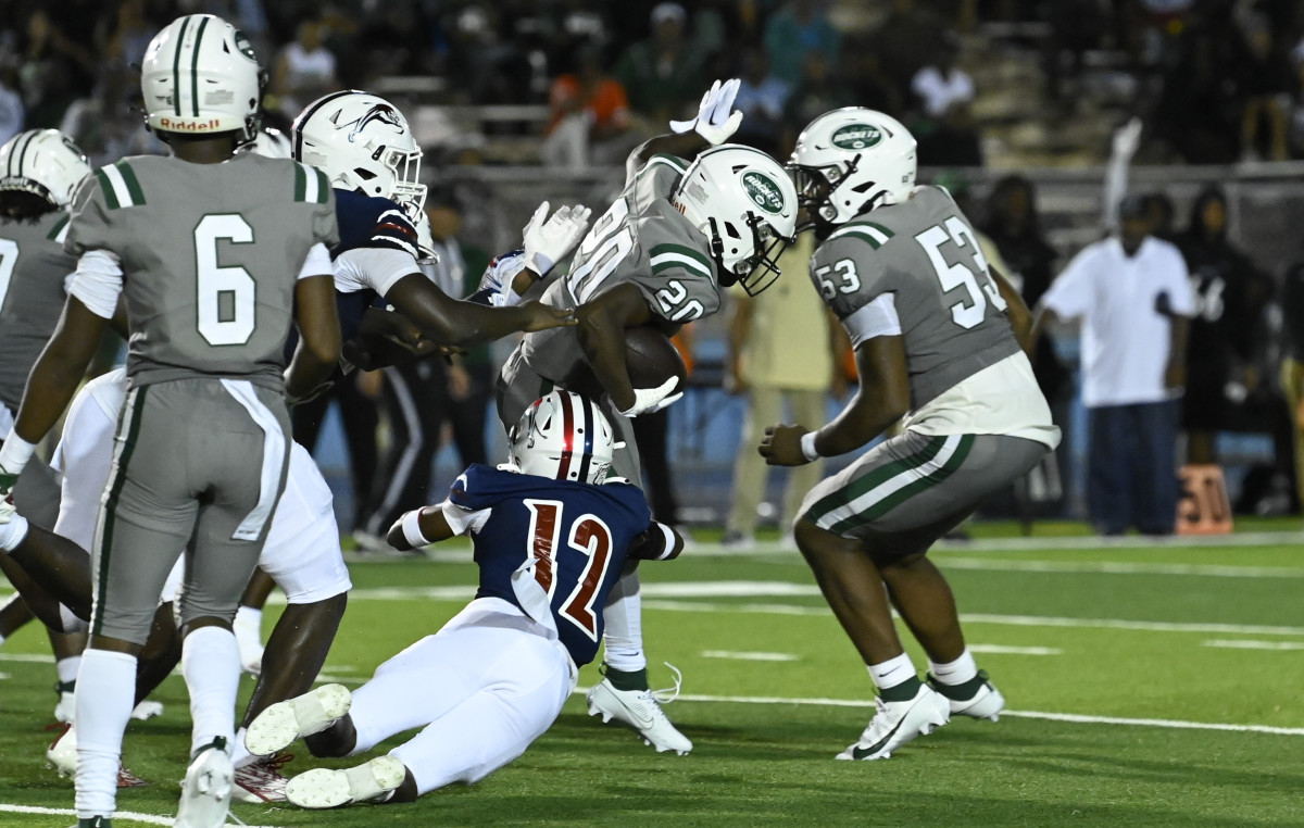 Chaminade-Madonna vs Miami Central Football - Robson Lopes - 08-26-20231043