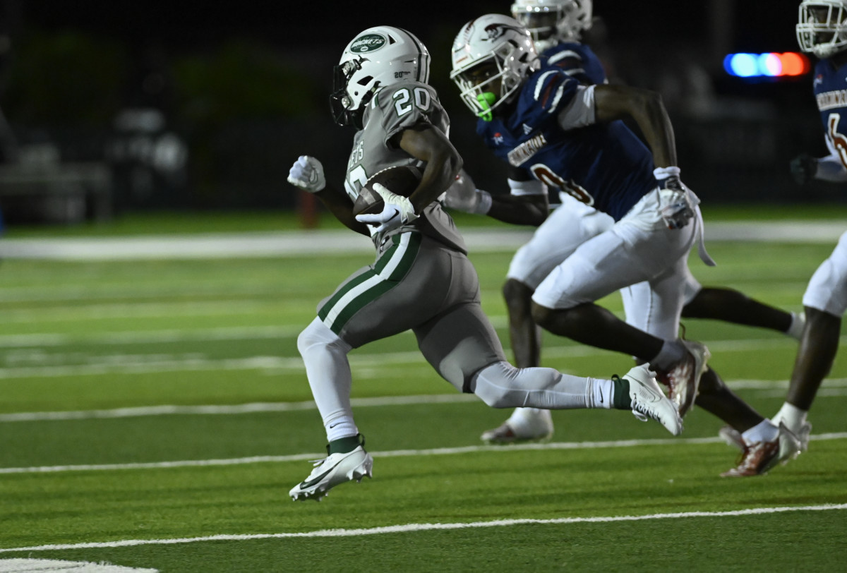 Chaminade-Madonna vs Miami Central Football - Robson Lopes - 08-26-20231052