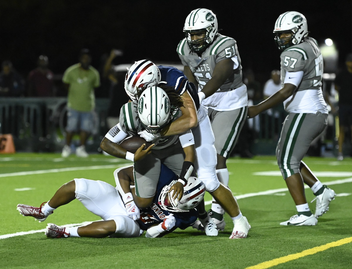 Chaminade-Madonna vs Miami Central Football - Robson Lopes - 08-26-20231066