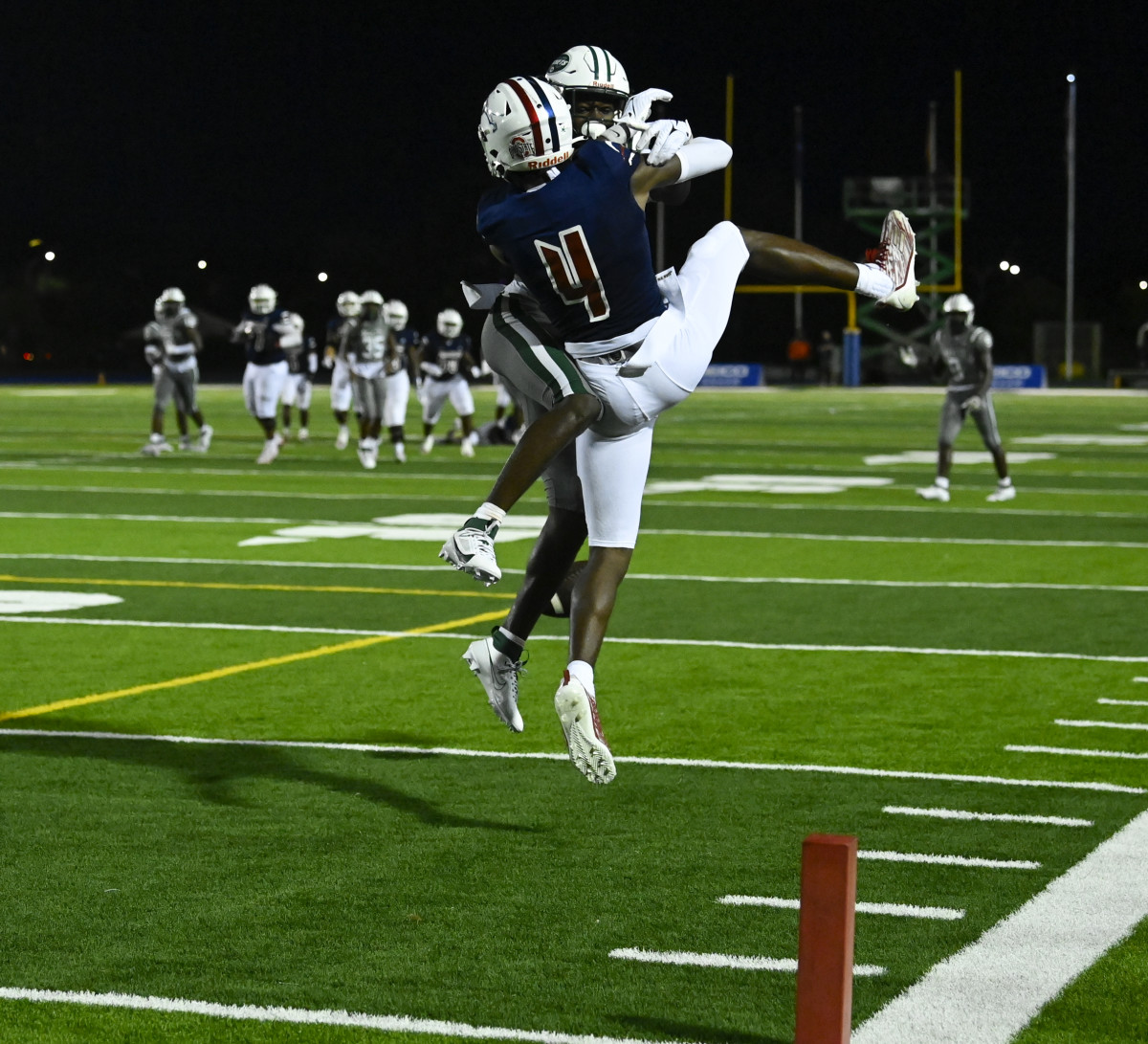 Chaminade-Madonna vs Miami Central Football - Robson Lopes - 08-26-20231105