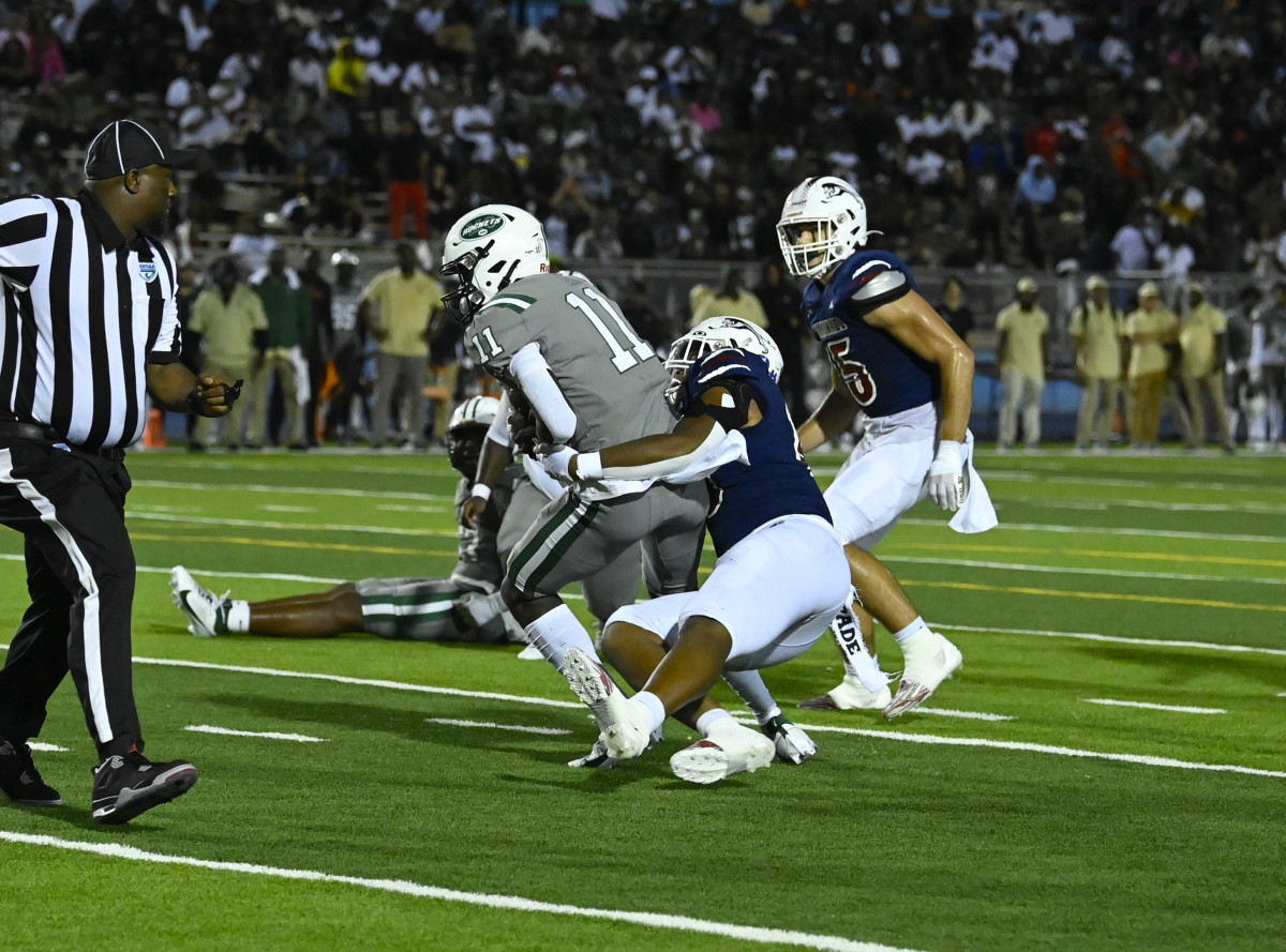 Chaminade-Madonna vs Miami Central Football - Robson Lopes - 08-26-20231133