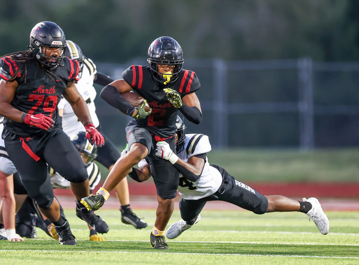 Raymore-Peculiar at Lee's Summit North Missouri football  9-29-23 David Smith 23762