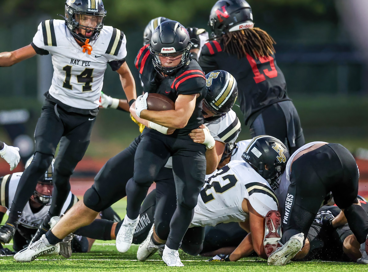 Raymore-Peculiar at Lee's Summit North Missouri football  9-29-23 David Smith 23763