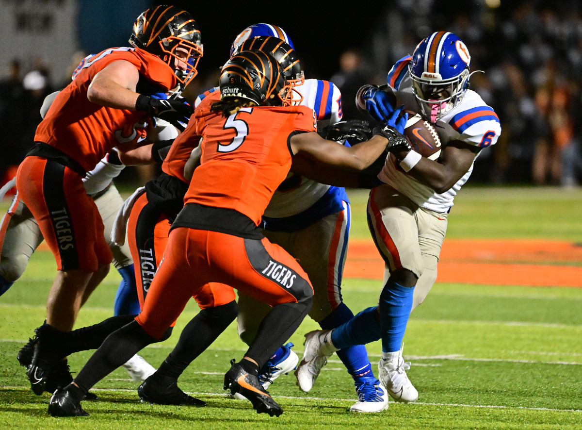 East St. Louis Edwardsville Illinois football  10-13-23 Tim Vizer 23829