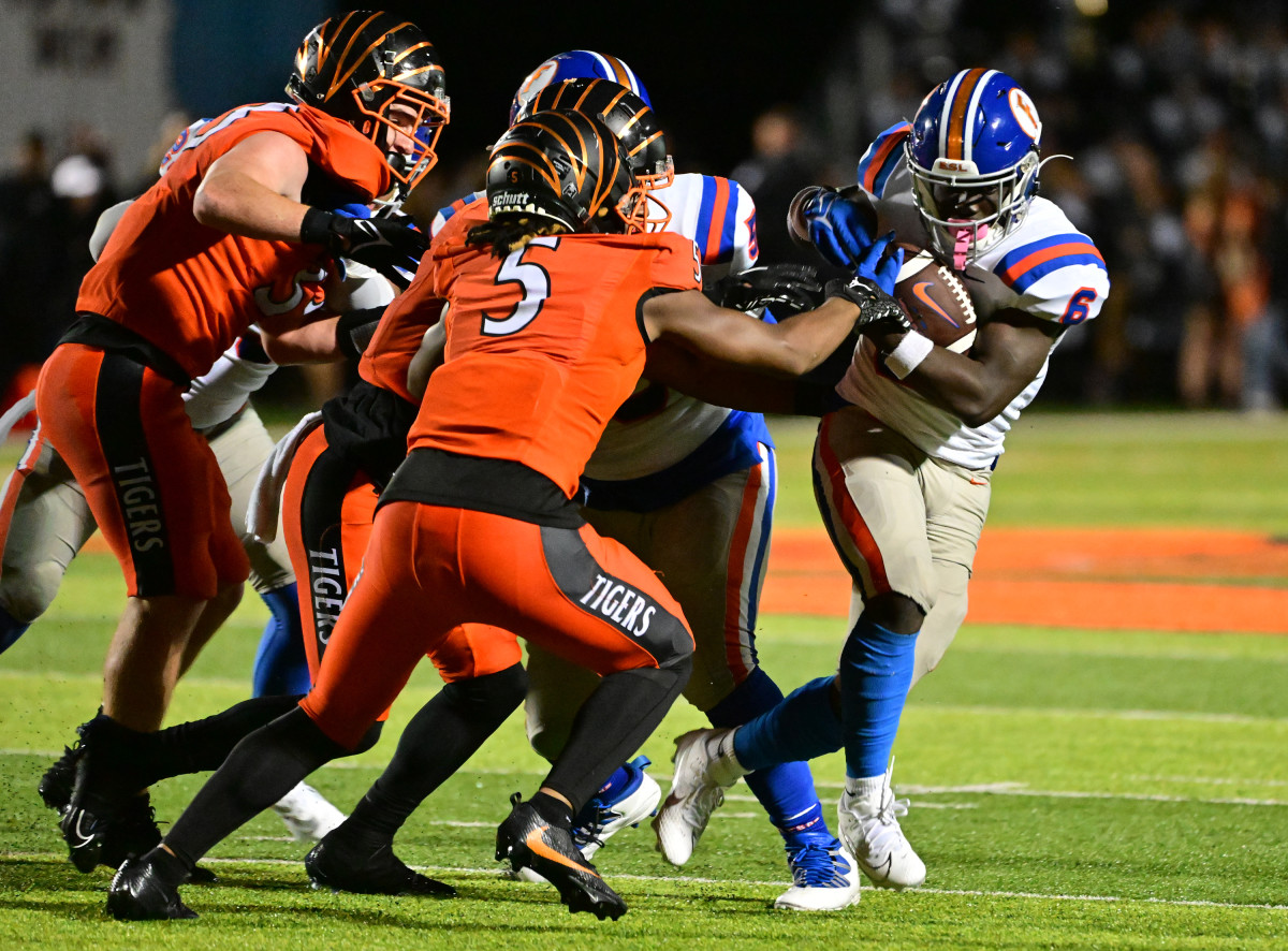 East St. Louis Edwardsville Illinois football  10-13-23 Tim Vizer 23830