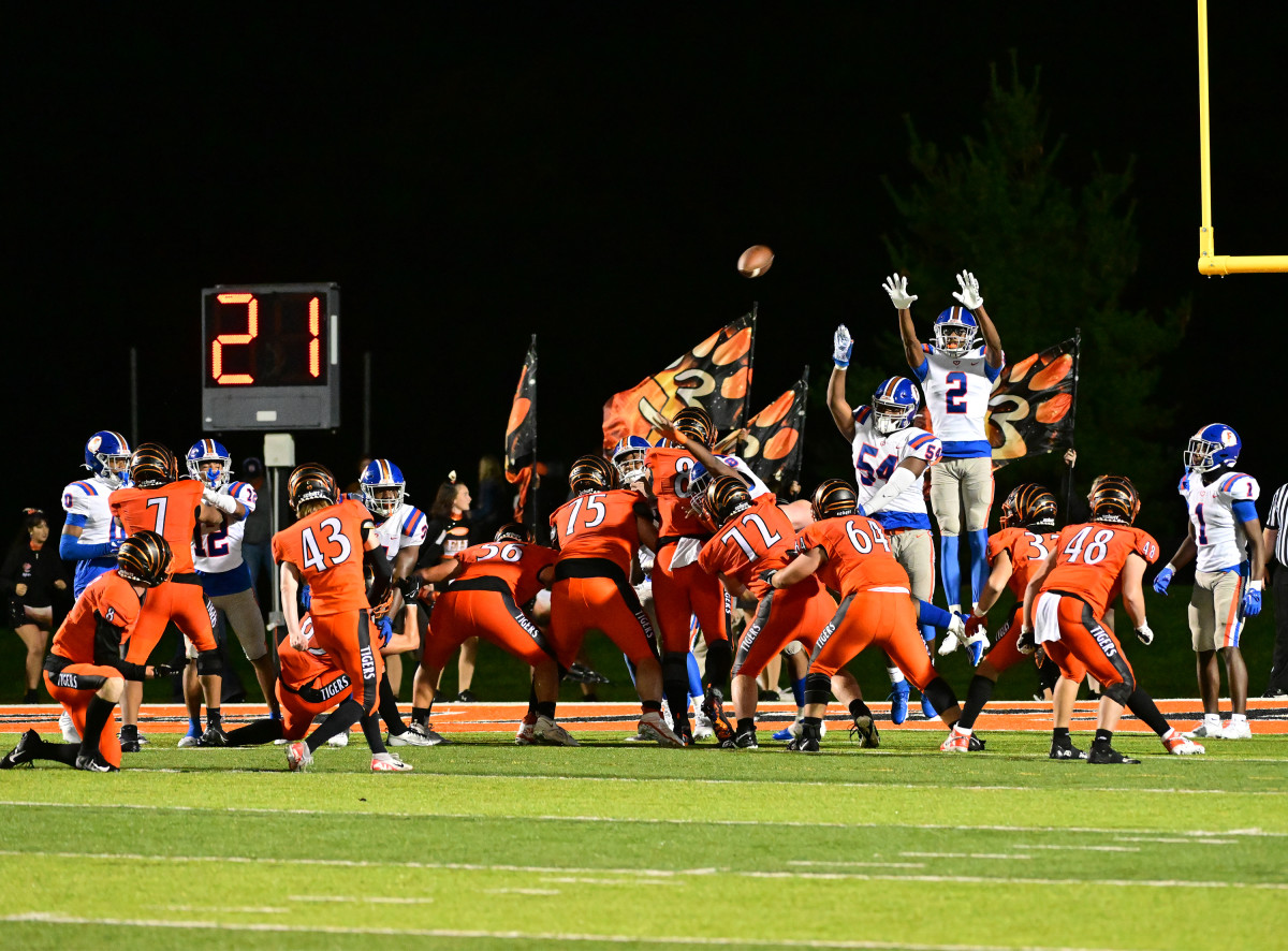 East St. Louis Edwardsville Illinois football 10-13-23 Tim Vizer 23879