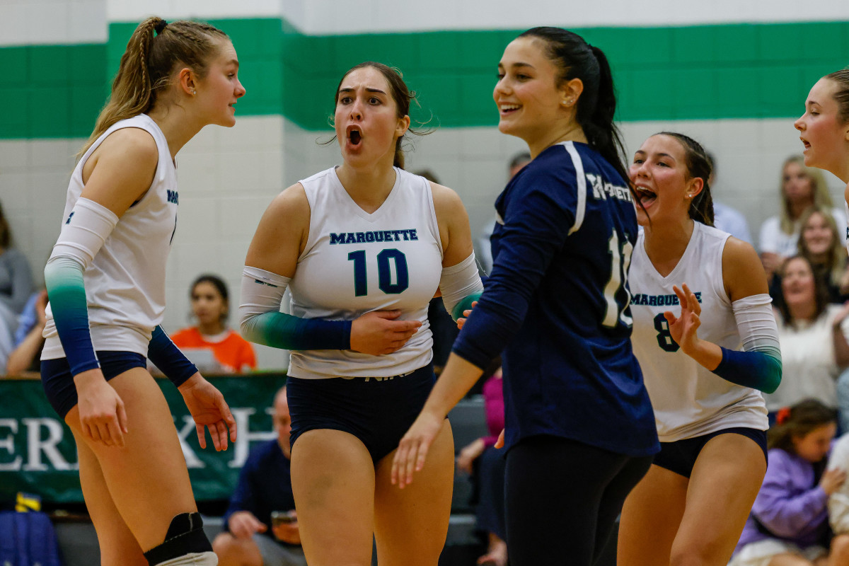 Lafayette Marquette Missouri girls volleyball 10-24-23 Nate Latsch 23977