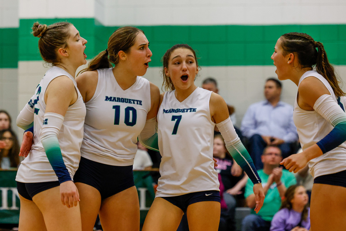 Lafayette Marquette Missouri girls volleyball 10-24-23 Nate Latsch 23978