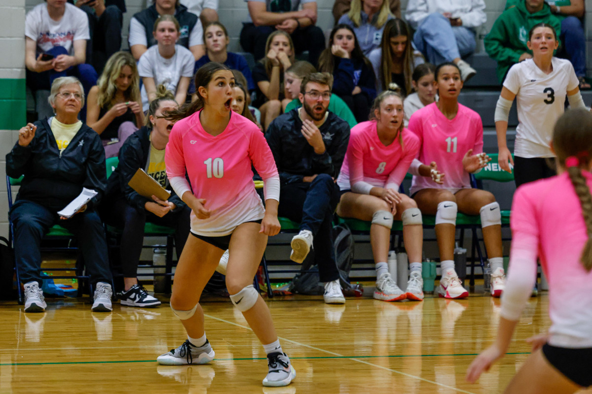 Lafayette Marquette Missouri girls volleyball 10-24-23 Nate Latsch 23996