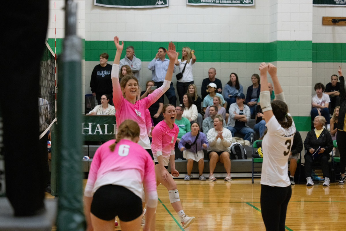 Lafayette Marquette Missouri girls volleyball 10-24-23 Nate Latsch 24001