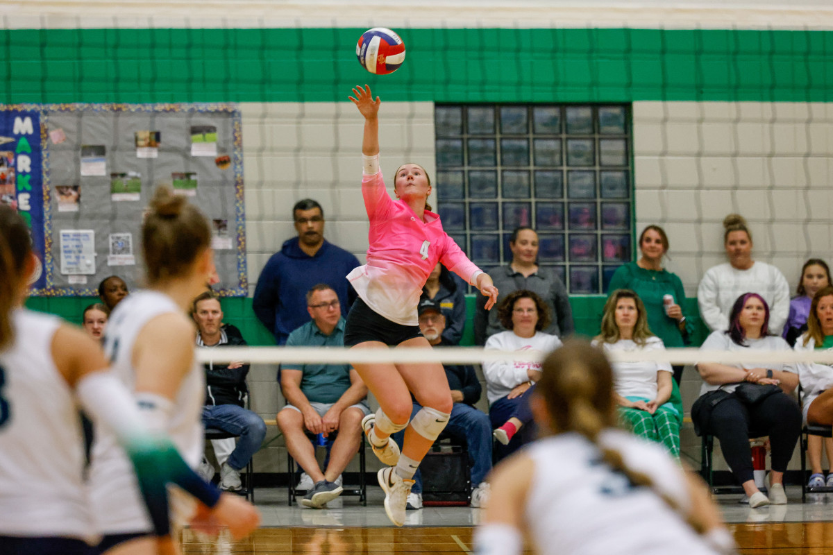 Lafayette Marquette Missouri girls volleyball 10-24-23 Nate Latsch 23944