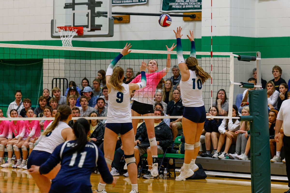 Lafayette Marquette Missouri girls volleyball 10-24-23 Nate Latsch 23951